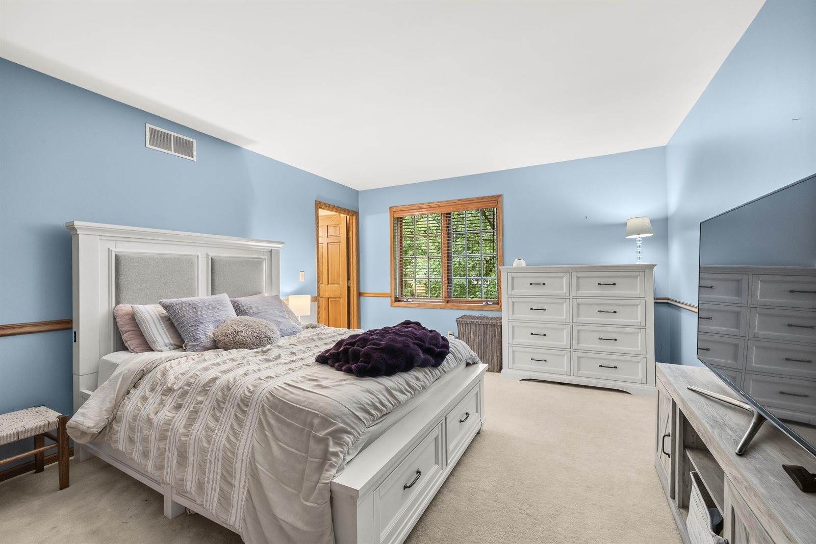 2621 Russet Drive, Plover, WI 54467