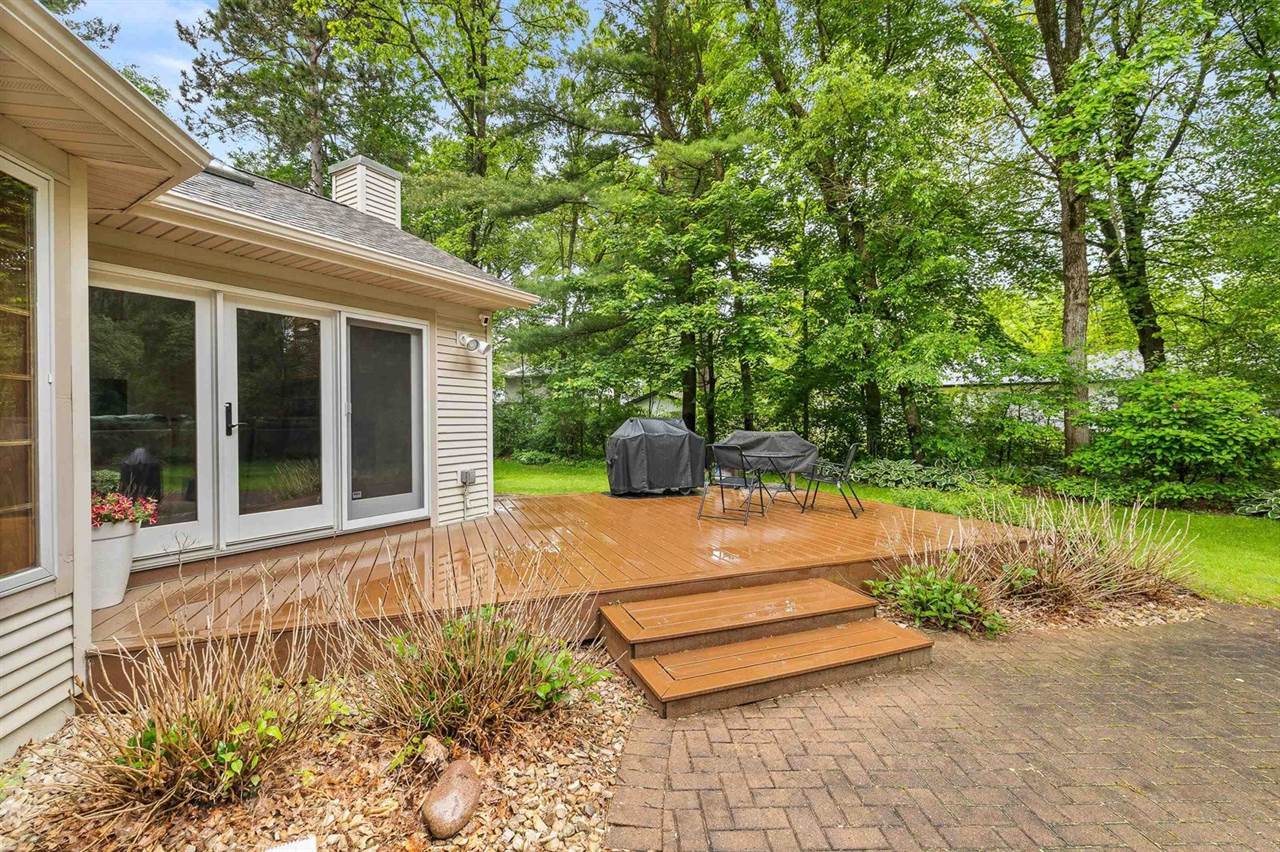 2621 Russet Drive, Plover, WI 54467