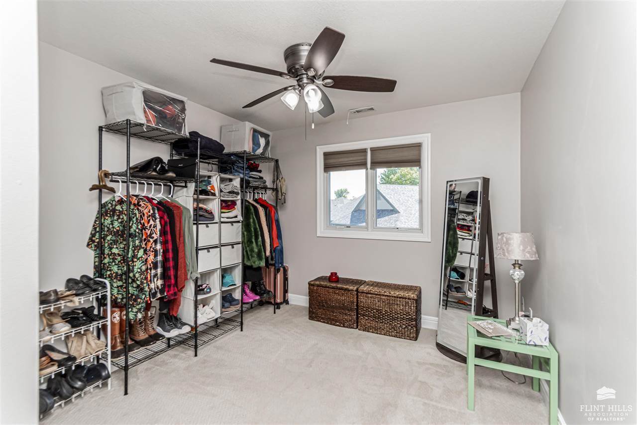 9104 Llara Circle, Manhattan, KS 66502