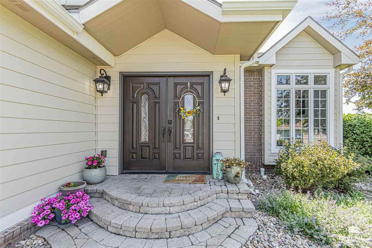 9104 Llara Circle, Manhattan, KS 66502