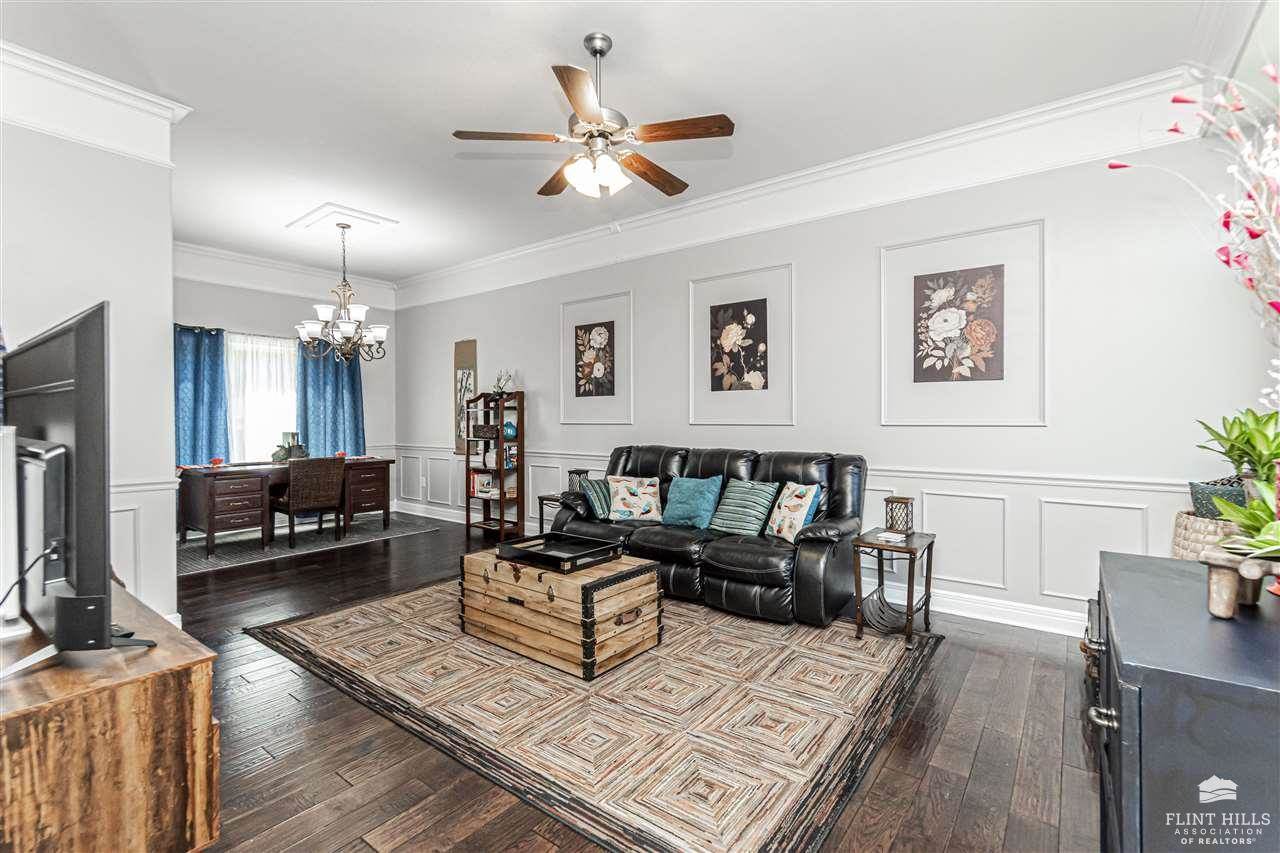 9104 Llara Circle, Manhattan, KS 66502