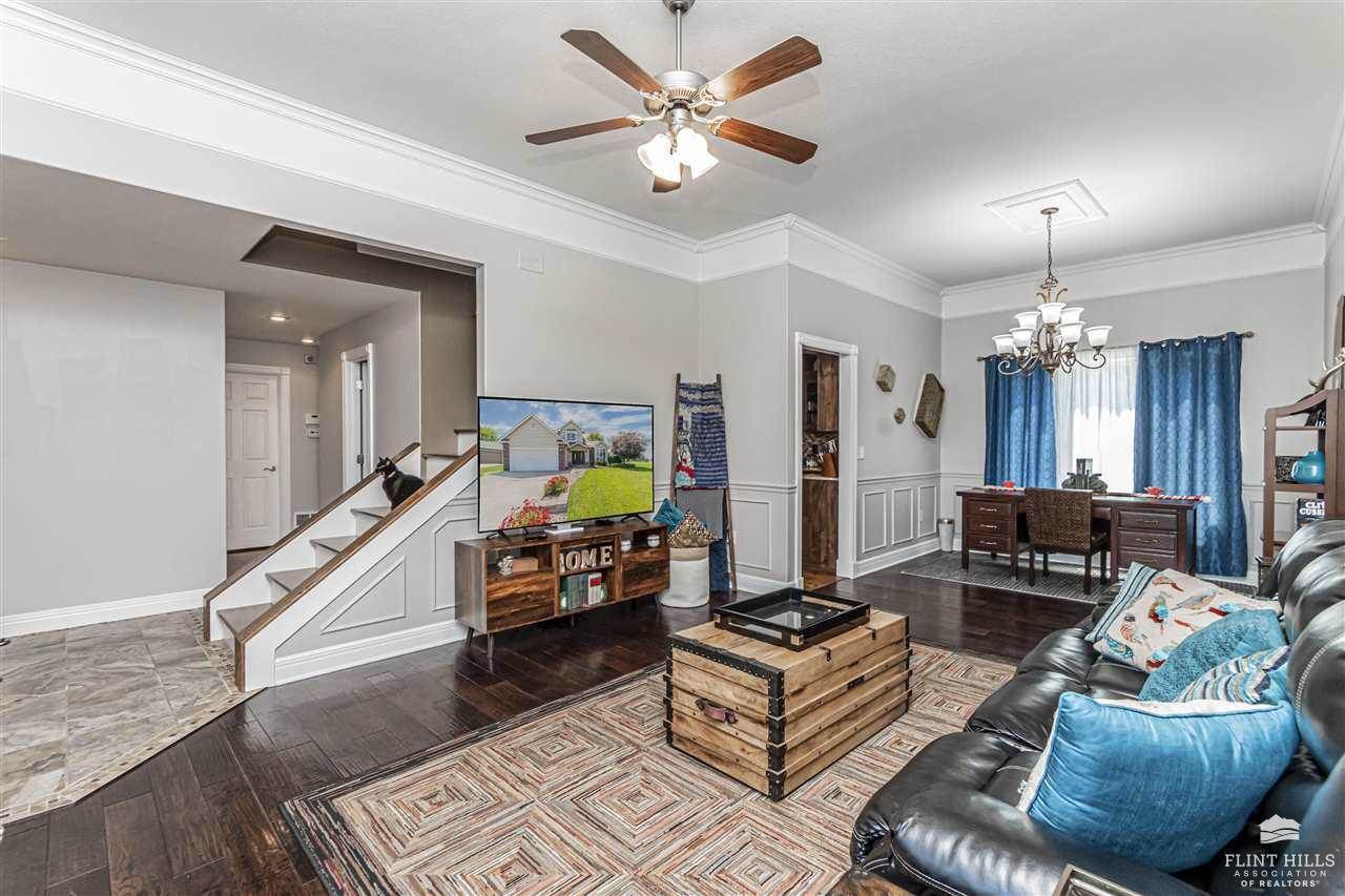 9104 Llara Circle, Manhattan, KS 66502