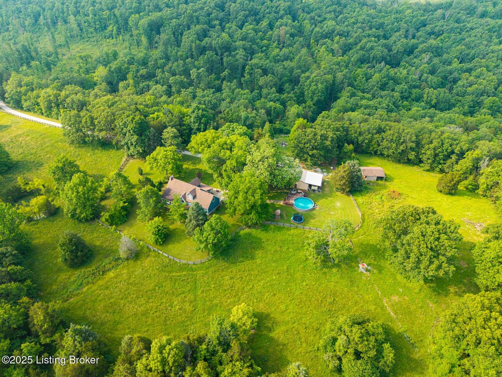 410 Cedar Flat Rd, Battletown, KY 40104