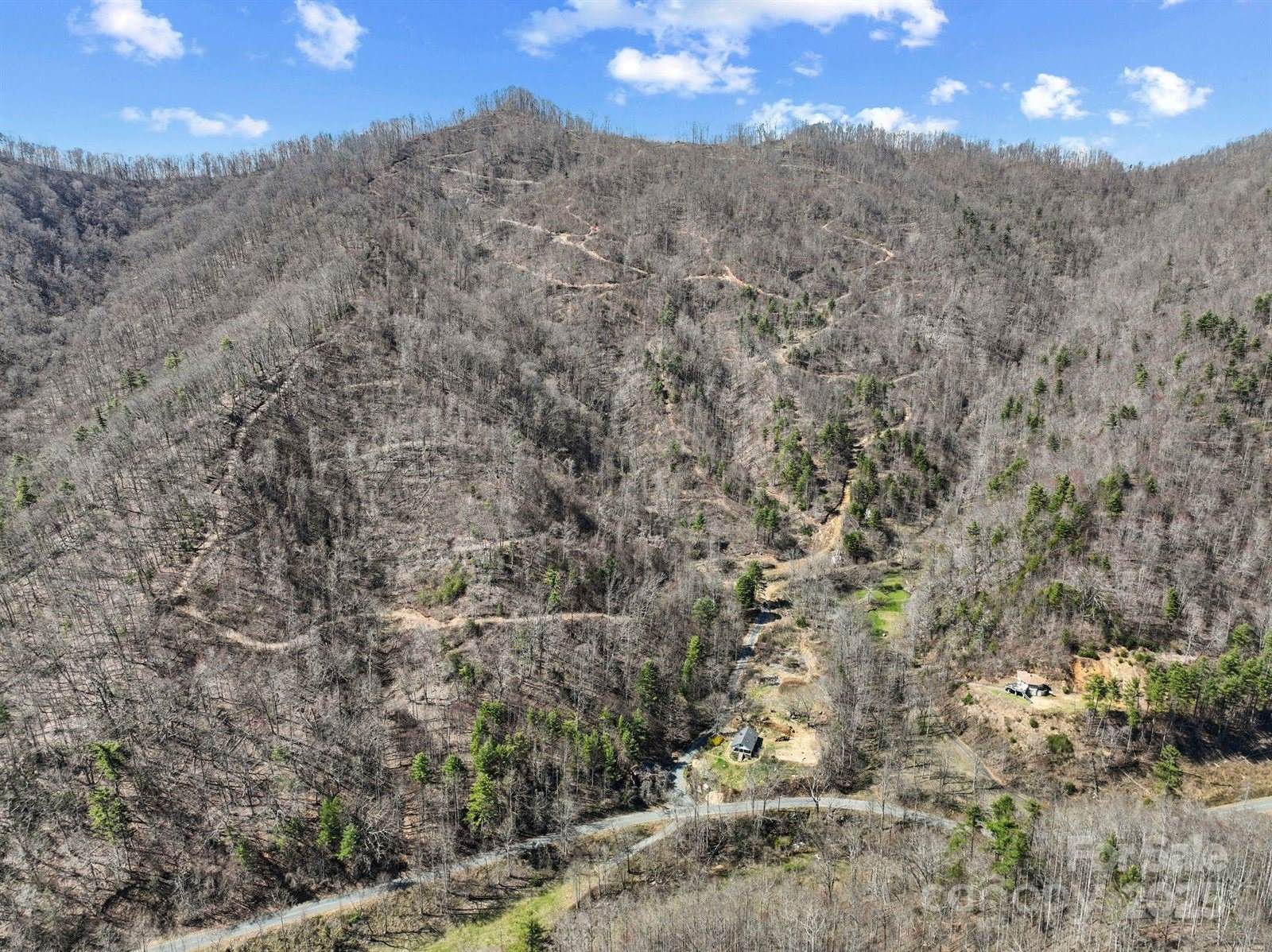 902 Spillcorn Road, Marshall, NC 28753