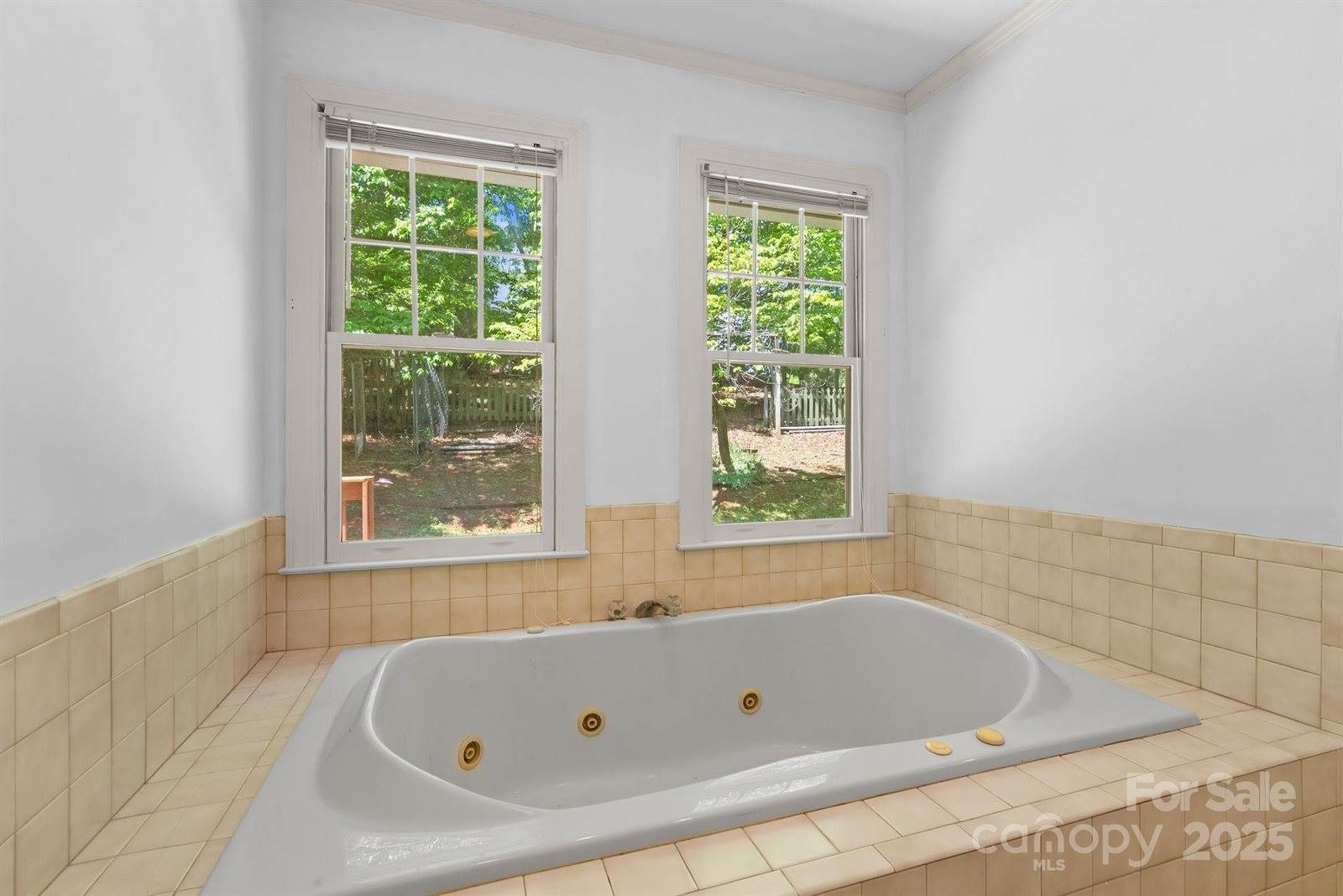 304 La Foret Drive, Morganton, NC 28655