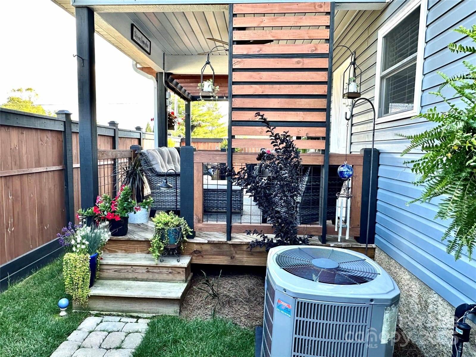 7 Sage Crest Loop, Weaverville, NC 28787