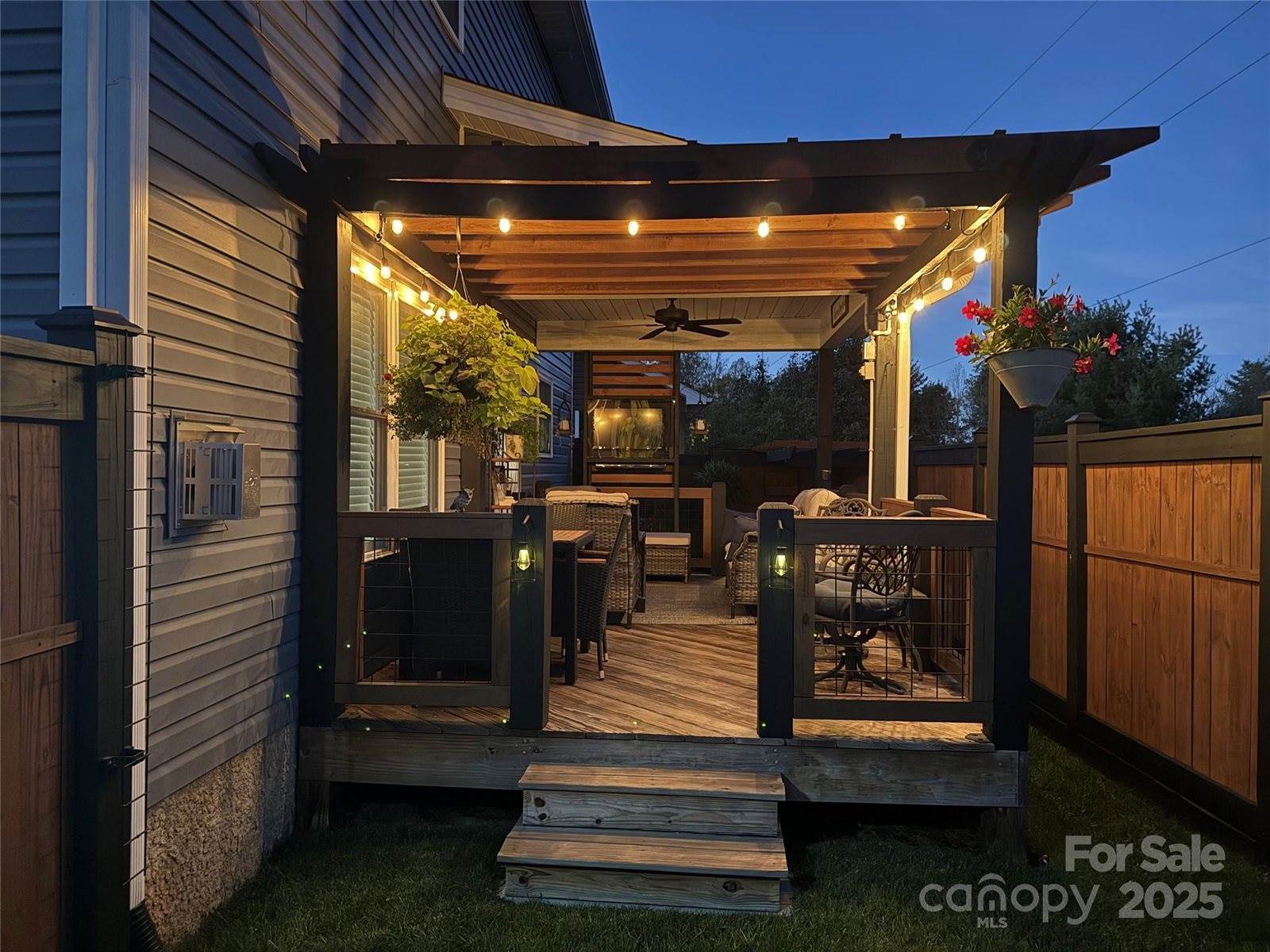 7 Sage Crest Loop, Weaverville, NC 28787