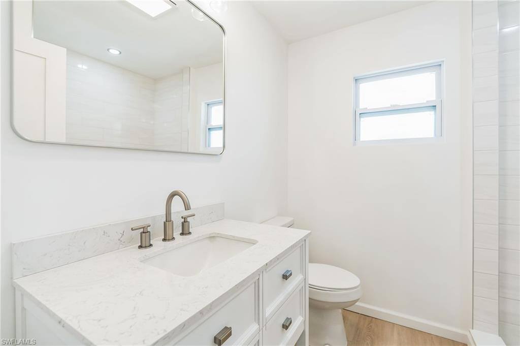 13724 River Forest Dr, Fort Myers, FL 33905