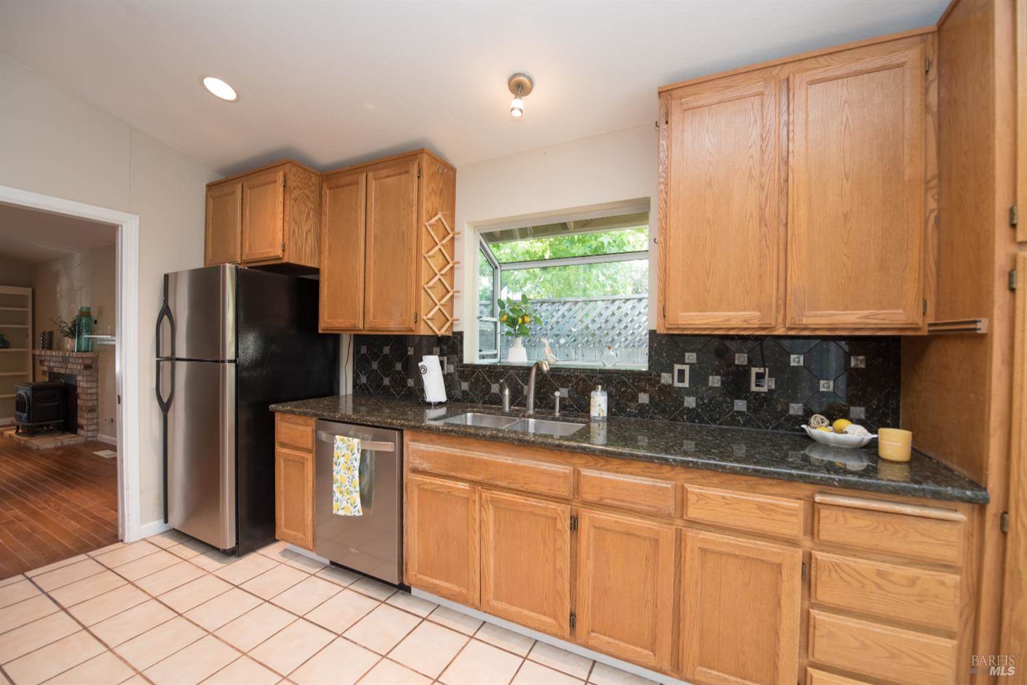 135 Furber Lane, Cloverdale, CA 95425