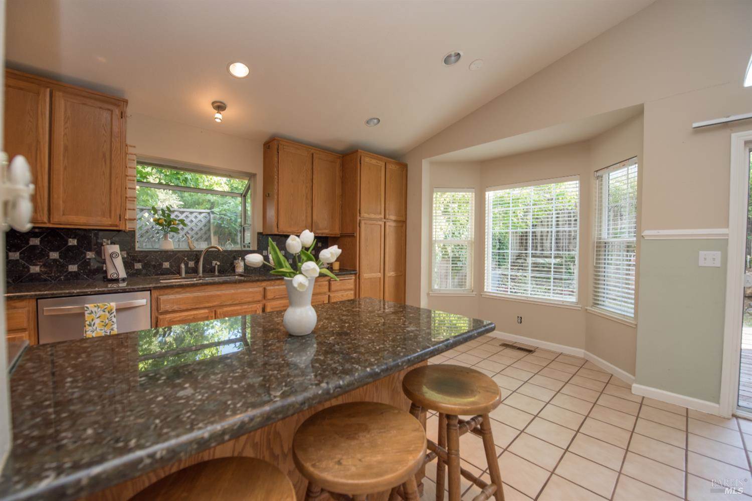 135 Furber Lane, Cloverdale, CA 95425