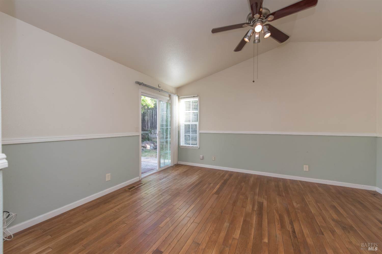 135 Furber Lane, Cloverdale, CA 95425