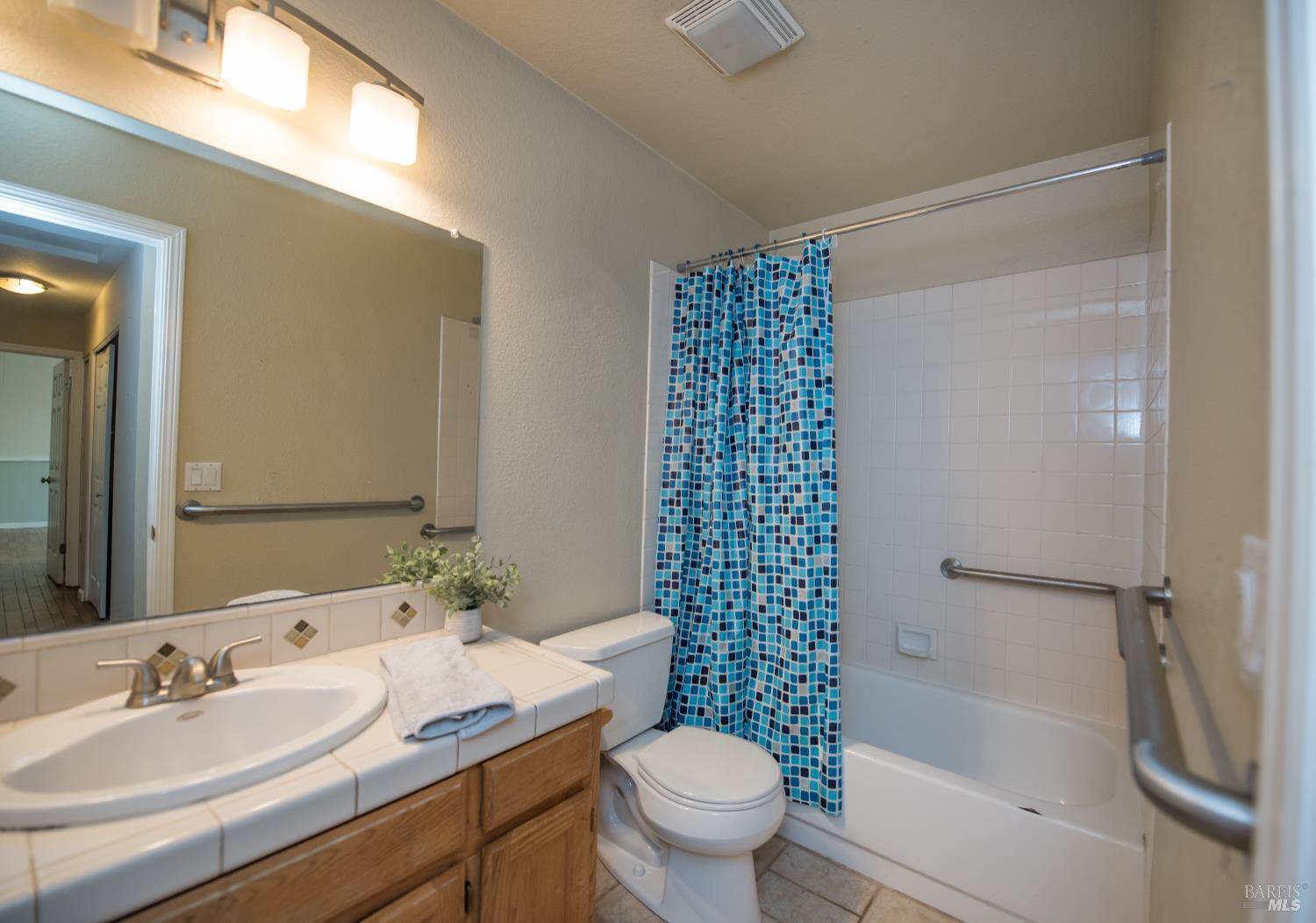 135 Furber Lane, Cloverdale, CA 95425