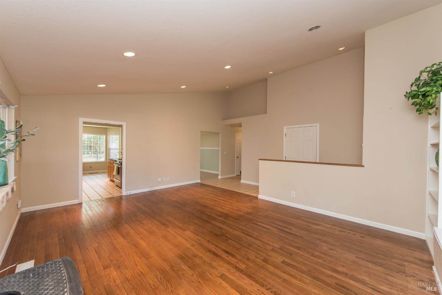 135 Furber Lane, Cloverdale, CA 95425