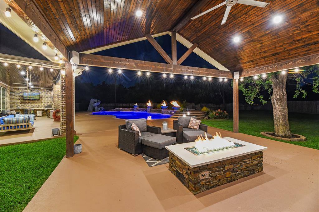 19606 Lone Tupelo Court, Cypress, TX 77433