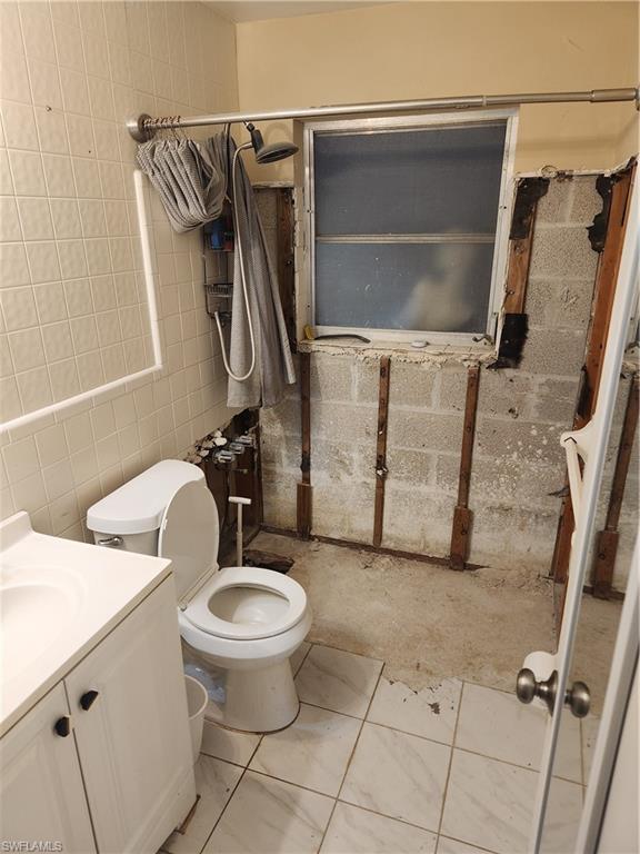 2206 Wyandotte Ave, Alva, FL 33920