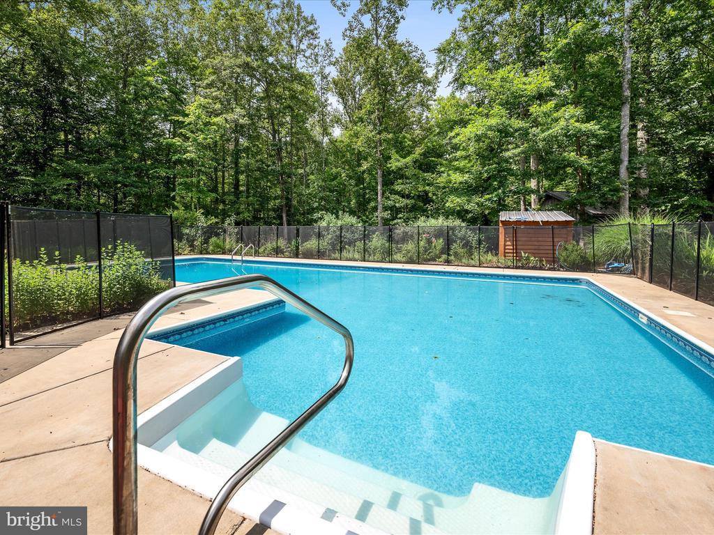 13293 Beechwood Lane, Rixeyville, VA 22737