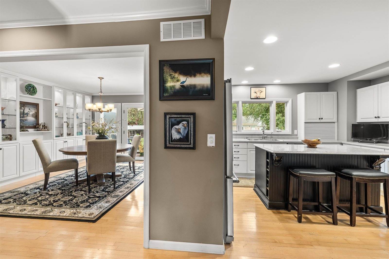 544 Maple Bluff Road, Stevens Point, WI 54482