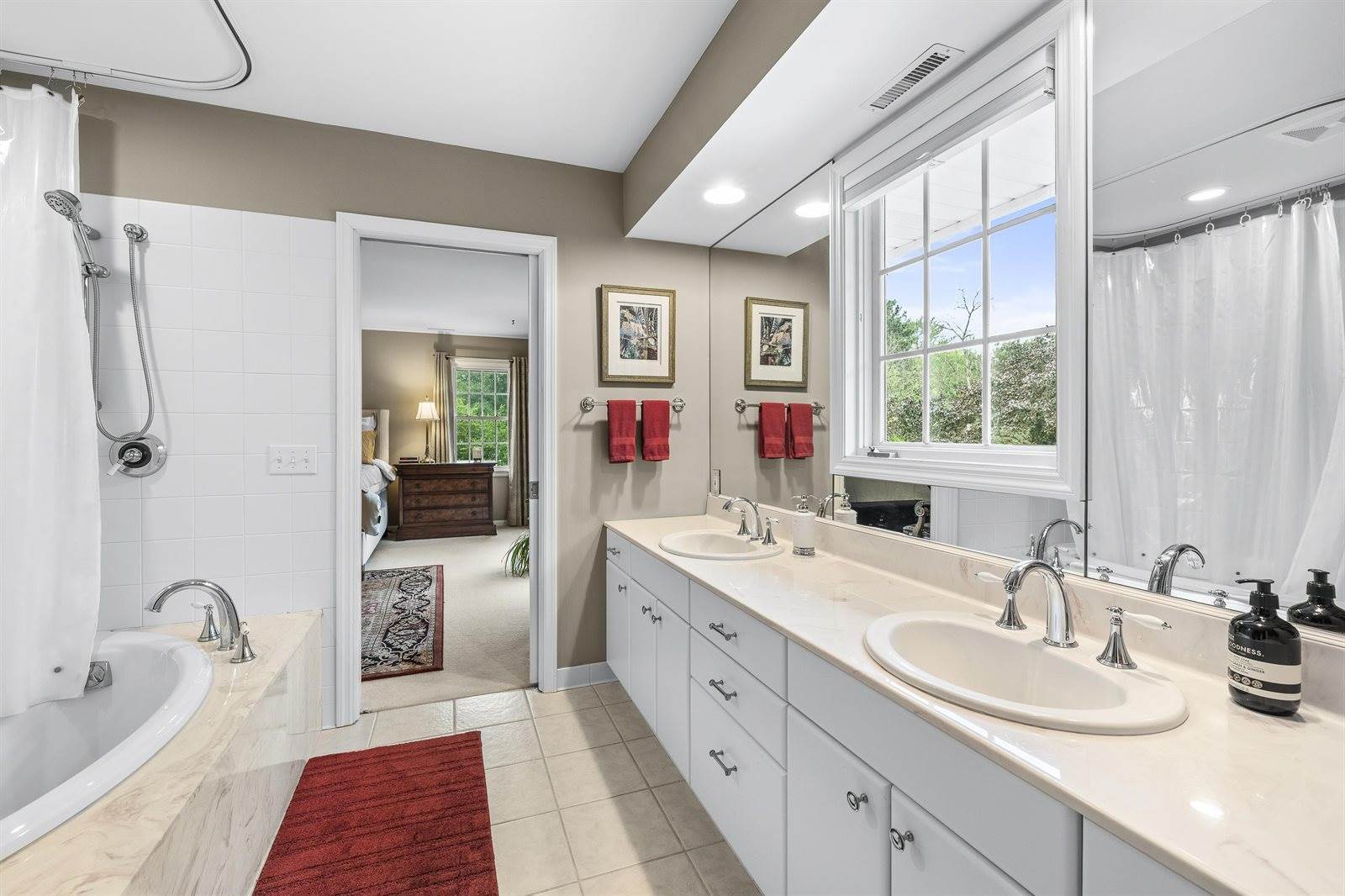 544 Maple Bluff Road, Stevens Point, WI 54482