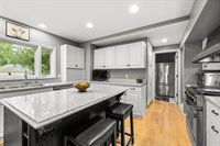 544 Maple Bluff Road, Stevens Point, WI 54482