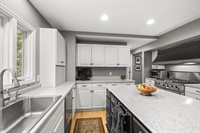 544 Maple Bluff Road, Stevens Point, WI 54482