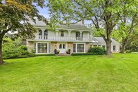 544 Maple Bluff Road, Stevens Point, WI 54482