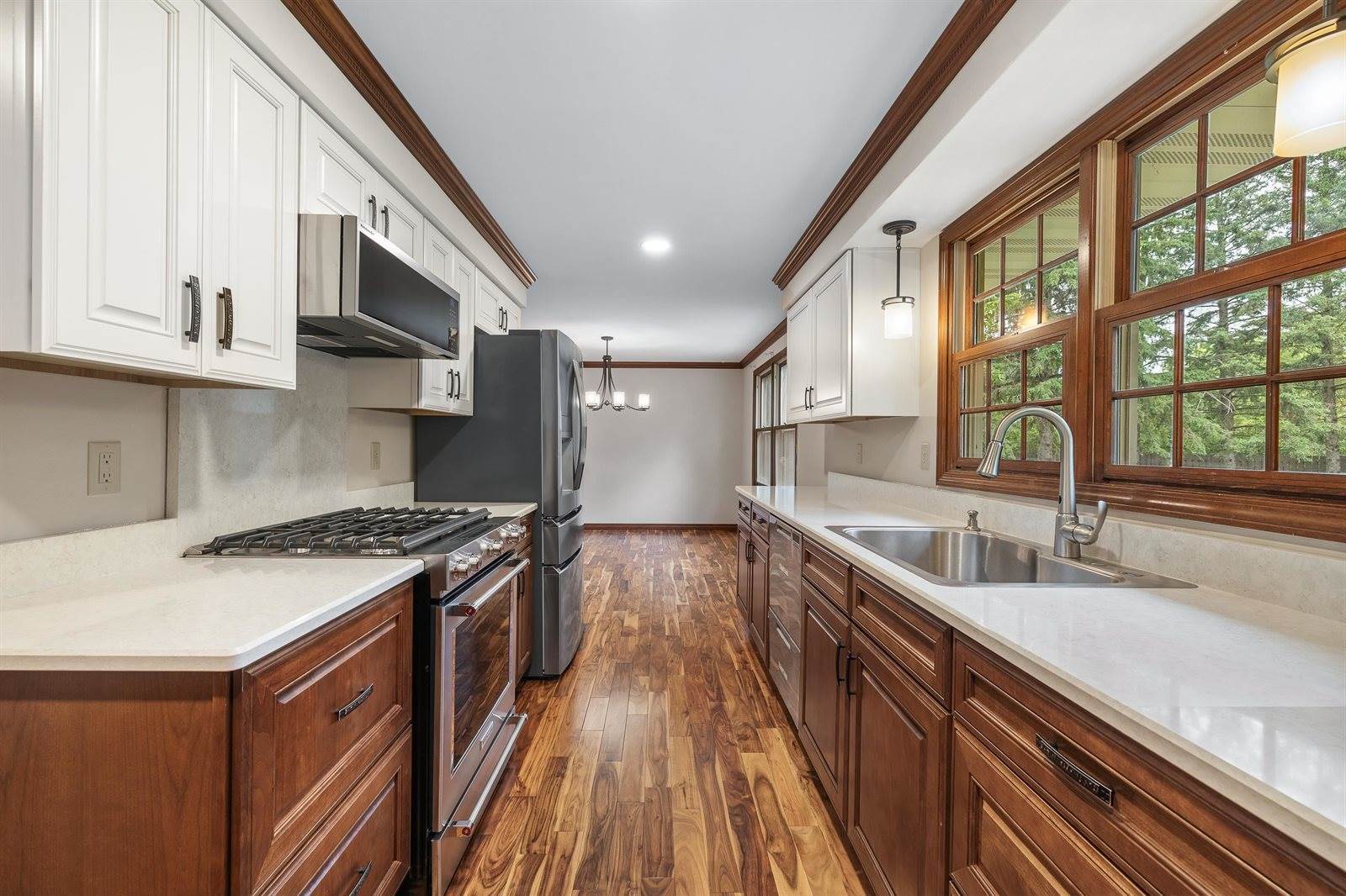 535 Maple Bluff Road, Stevens Point, WI 54482