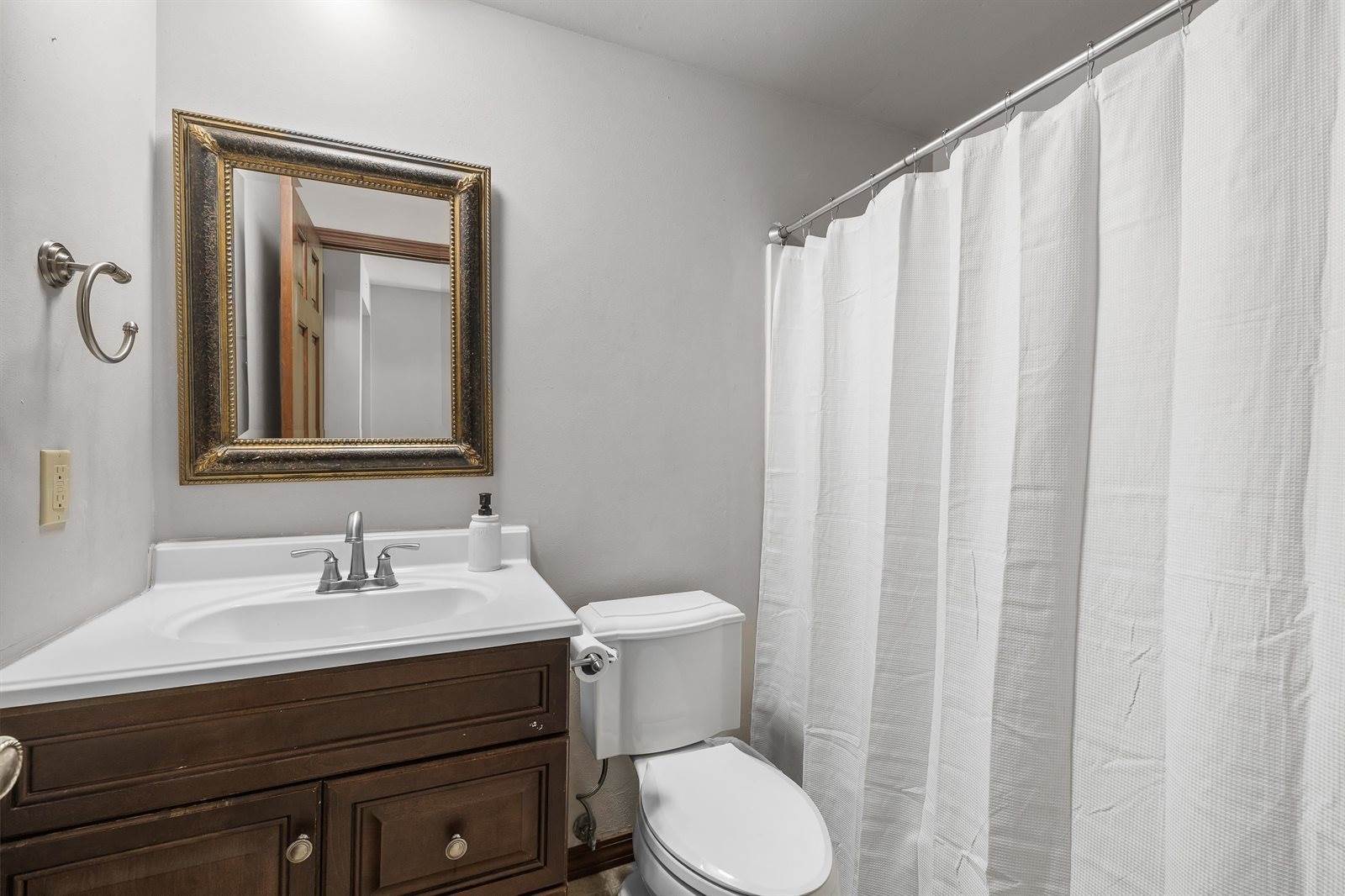 535 Maple Bluff Road, Stevens Point, WI 54482