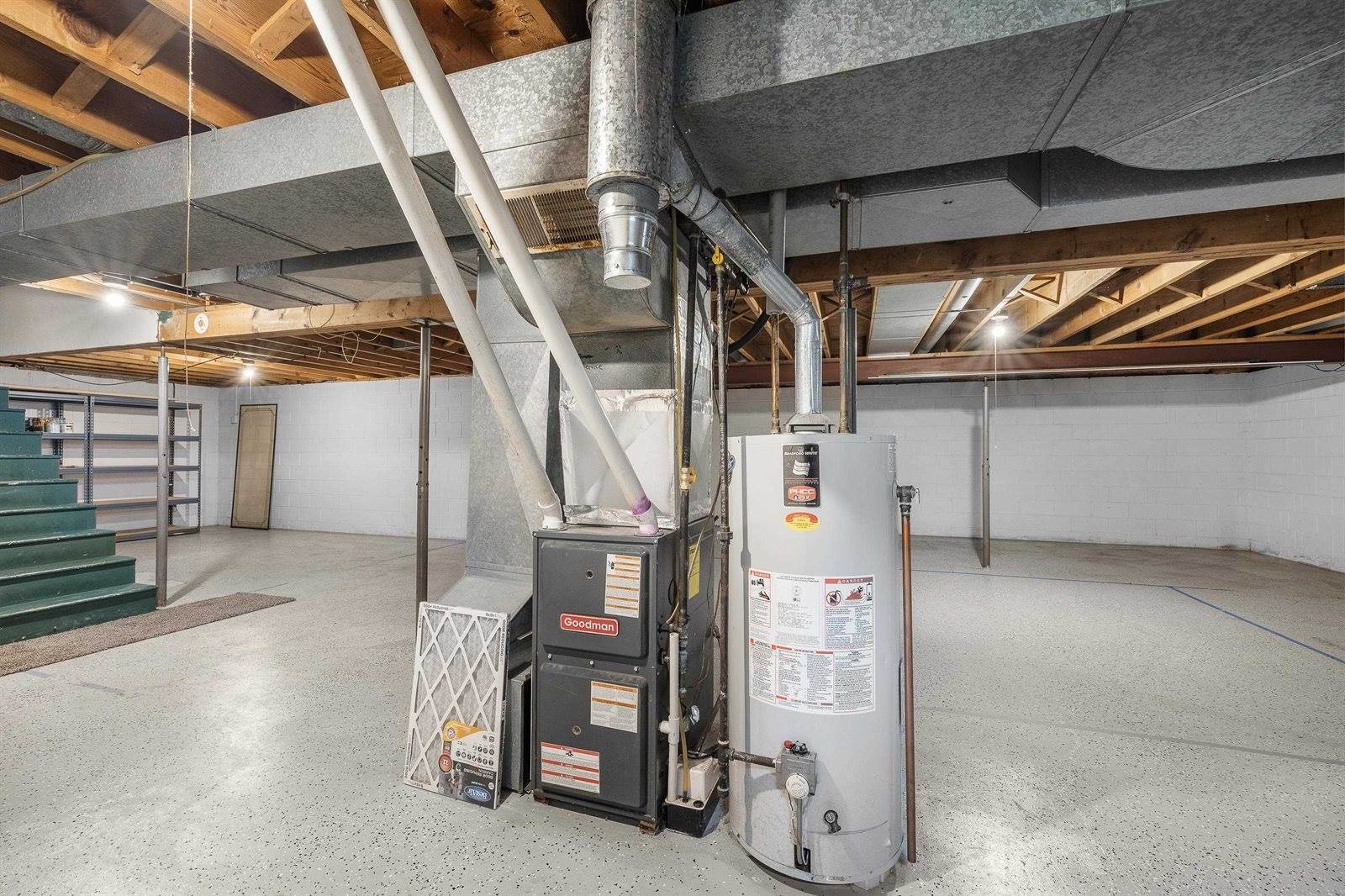 535 Maple Bluff Road, Stevens Point, WI 54482