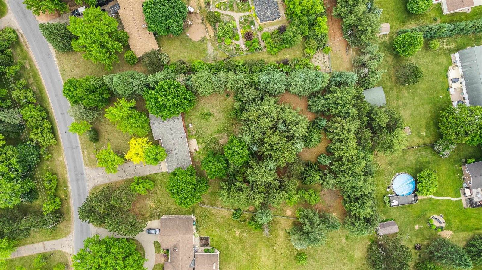 535 Maple Bluff Road, Stevens Point, WI 54482