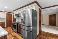 535 Maple Bluff Road, Stevens Point, WI 54482