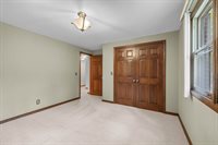 535 Maple Bluff Road, Stevens Point, WI 54482