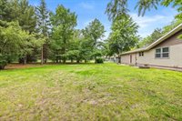535 Maple Bluff Road, Stevens Point, WI 54482