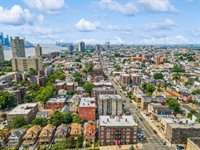 31 75TH St, North Bergen, NJ 07047