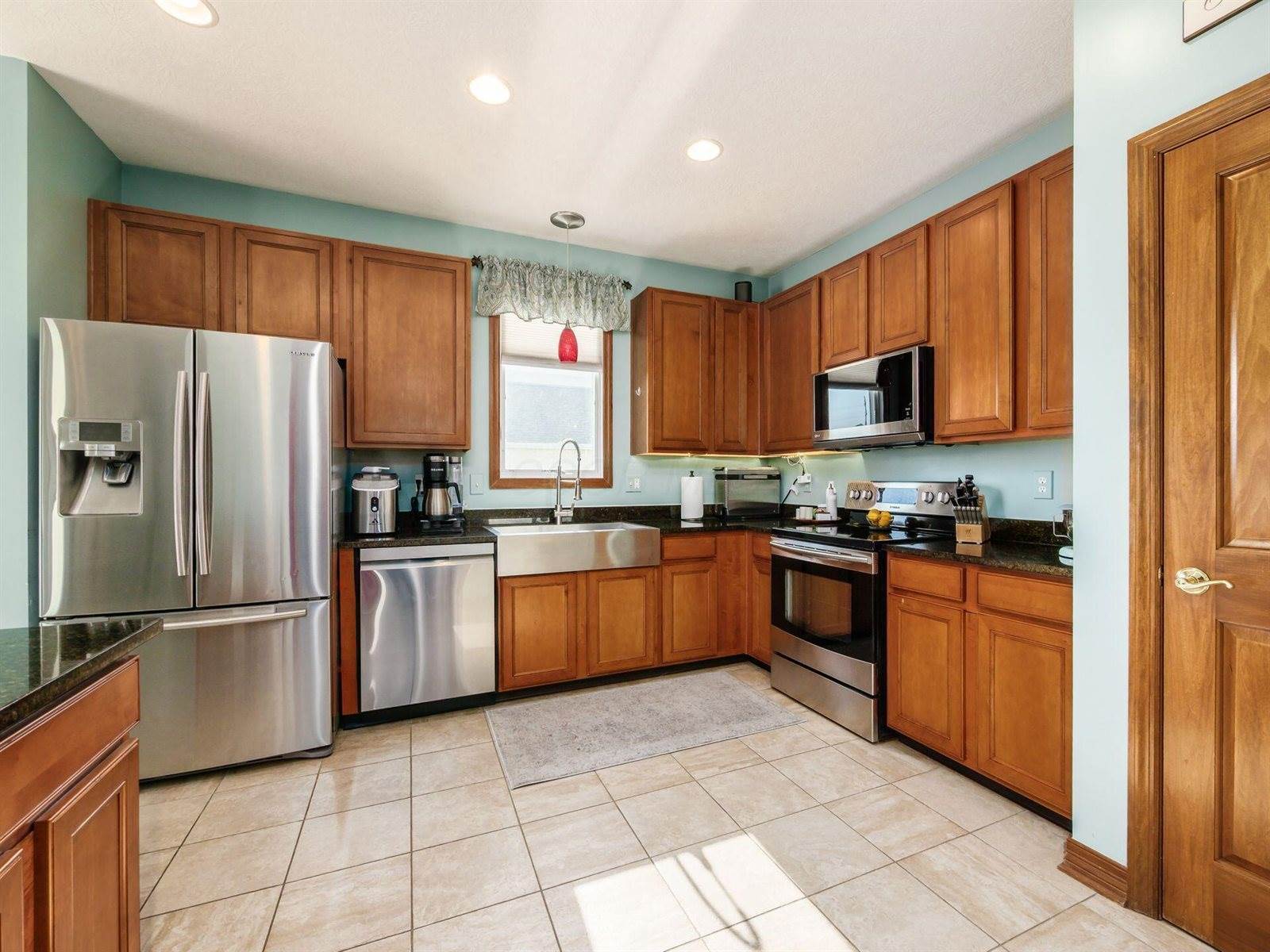 6270 Acacia Drive, Hilliard, OH 43026