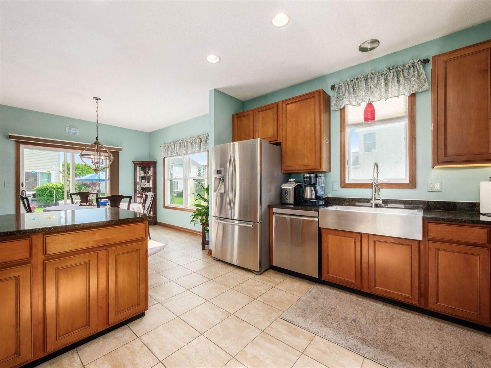 6270 Acacia Drive, Hilliard, OH 43026