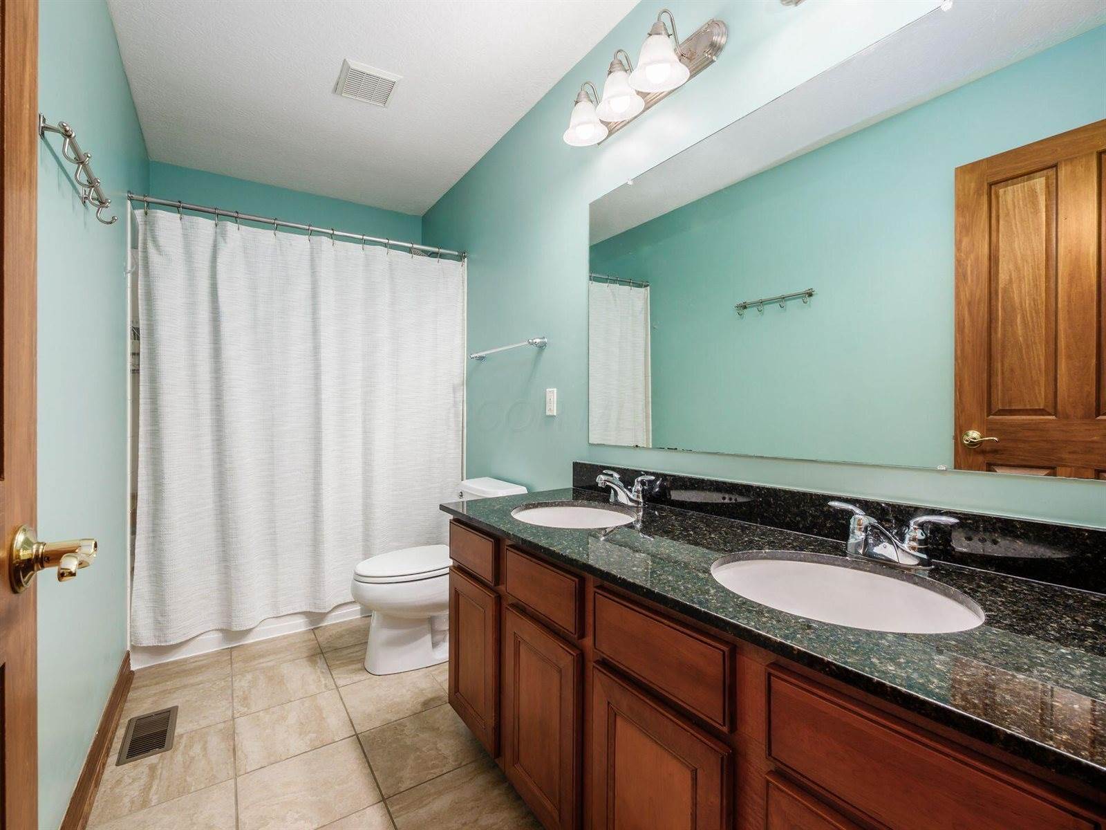 6270 Acacia Drive, Hilliard, OH 43026