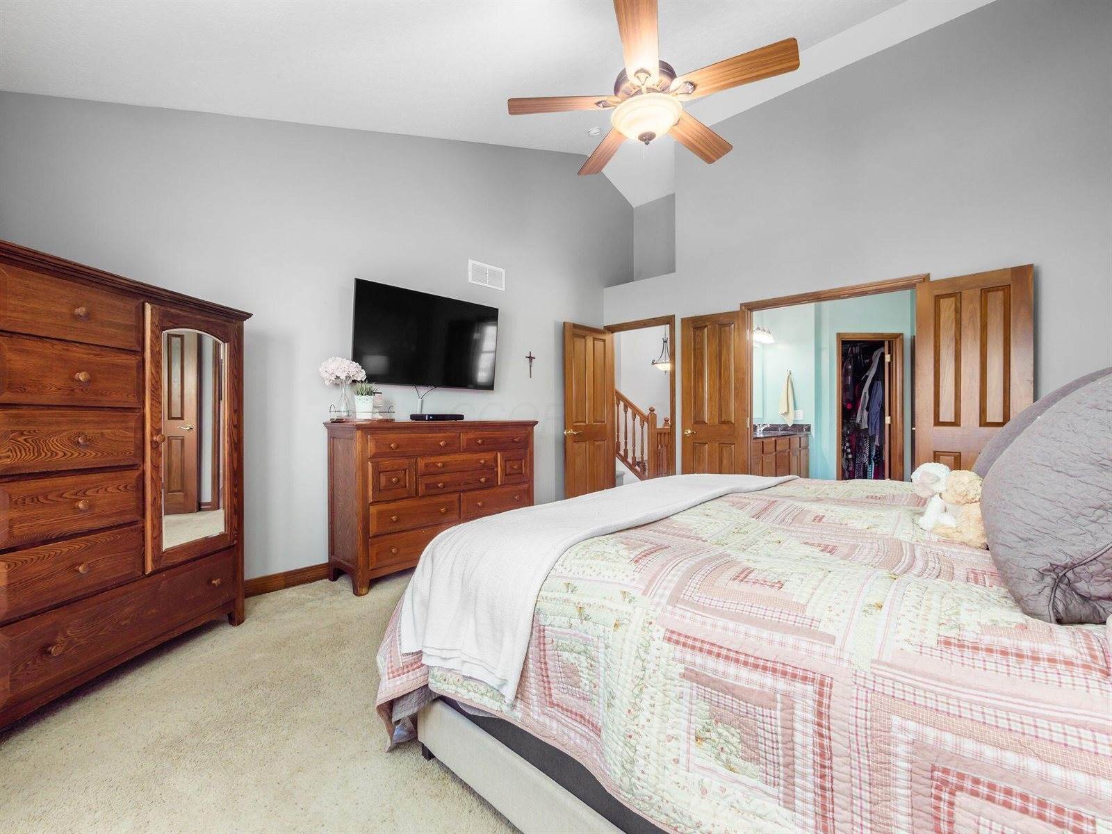 6270 Acacia Drive, Hilliard, OH 43026