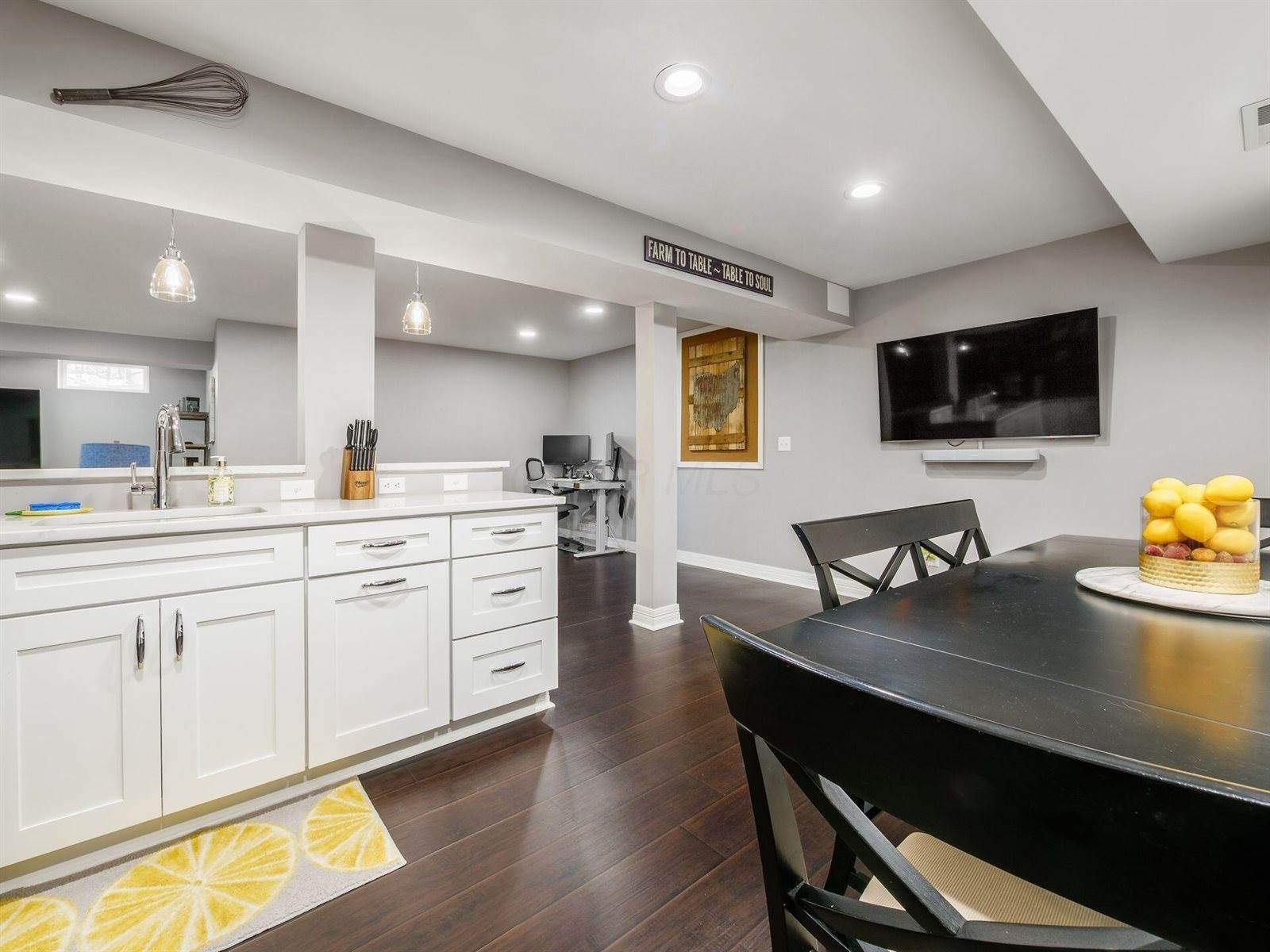 6270 Acacia Drive, Hilliard, OH 43026