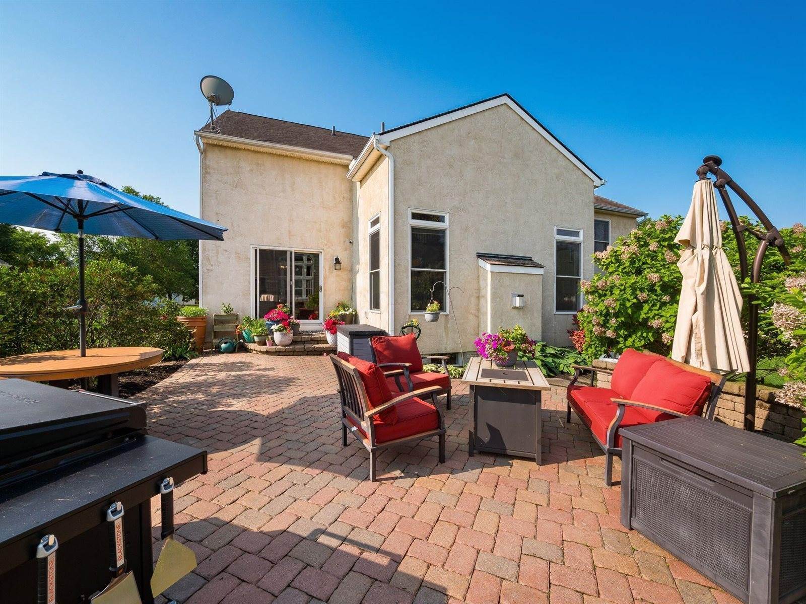 6270 Acacia Drive, Hilliard, OH 43026