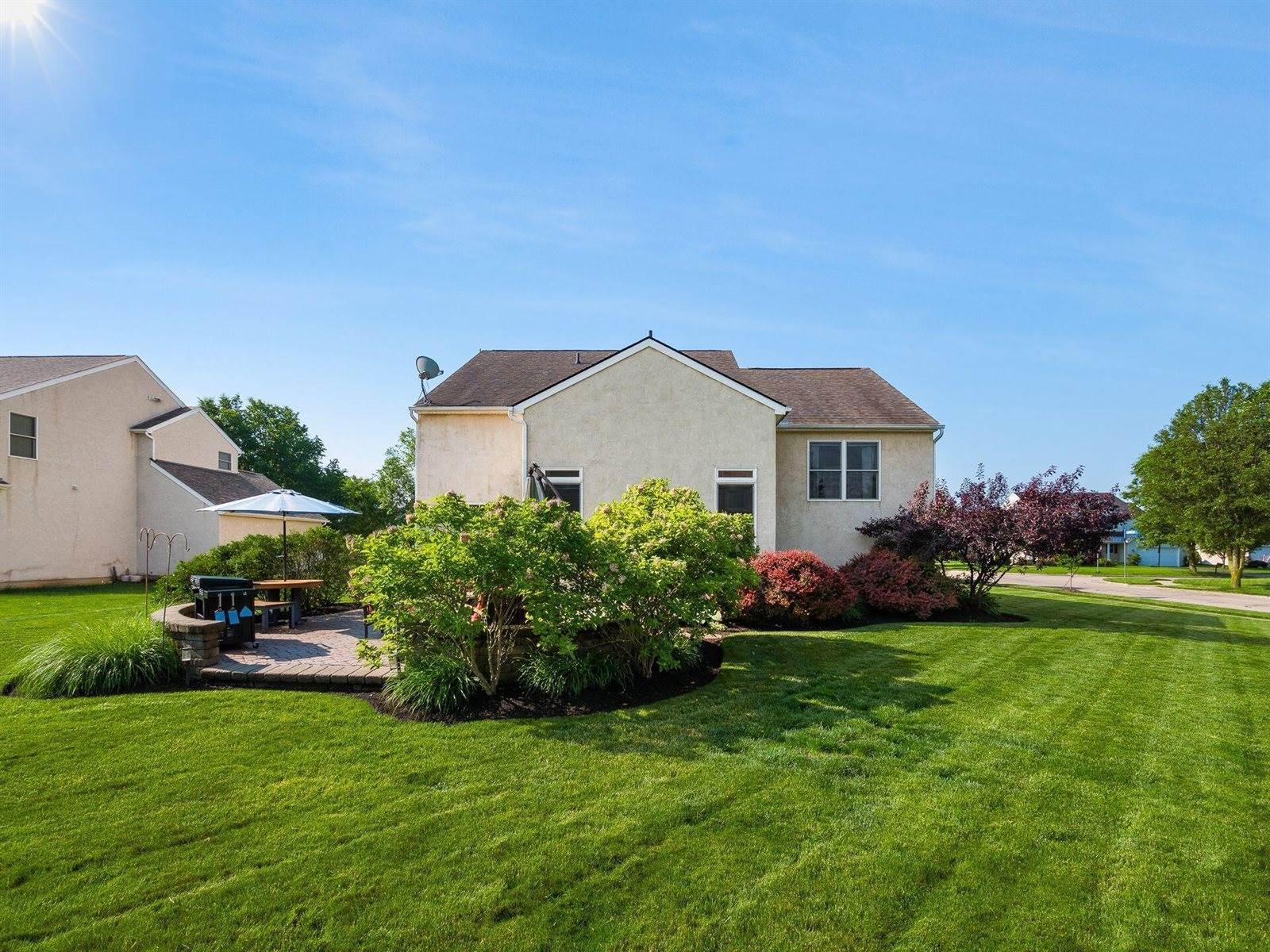 6270 Acacia Drive, Hilliard, OH 43026
