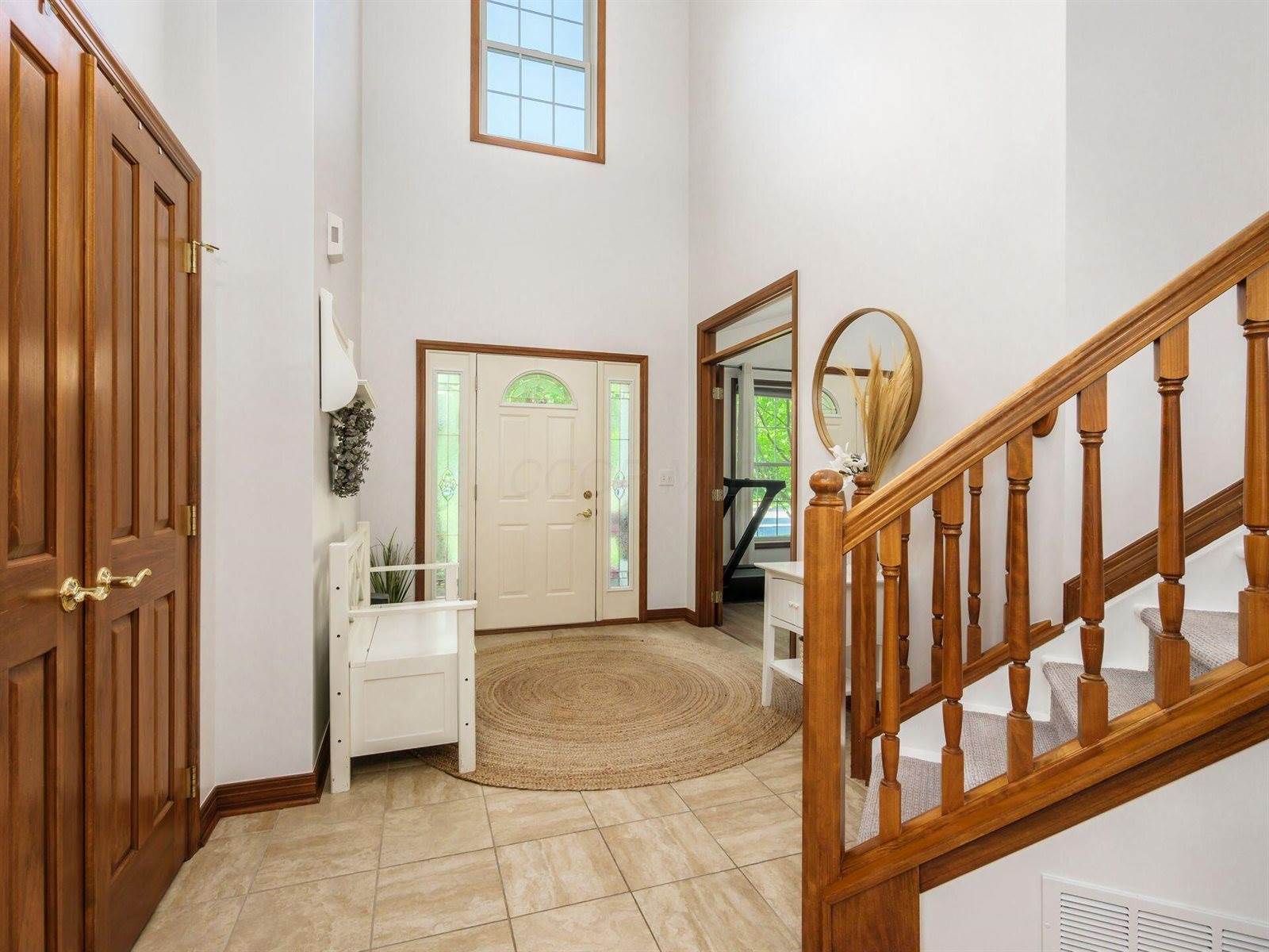 6270 Acacia Drive, Hilliard, OH 43026