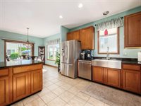 6270 Acacia Drive, Hilliard, OH 43026