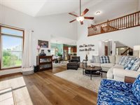 6270 Acacia Drive, Hilliard, OH 43026