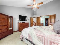 6270 Acacia Drive, Hilliard, OH 43026