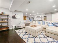 6270 Acacia Drive, Hilliard, OH 43026