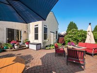 6270 Acacia Drive, Hilliard, OH 43026