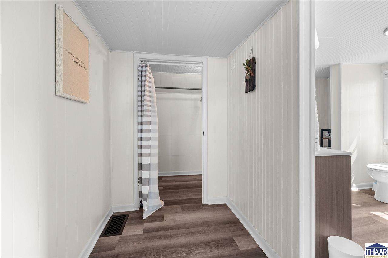 1250 Collett Ave, Terre Haute, IN 47804