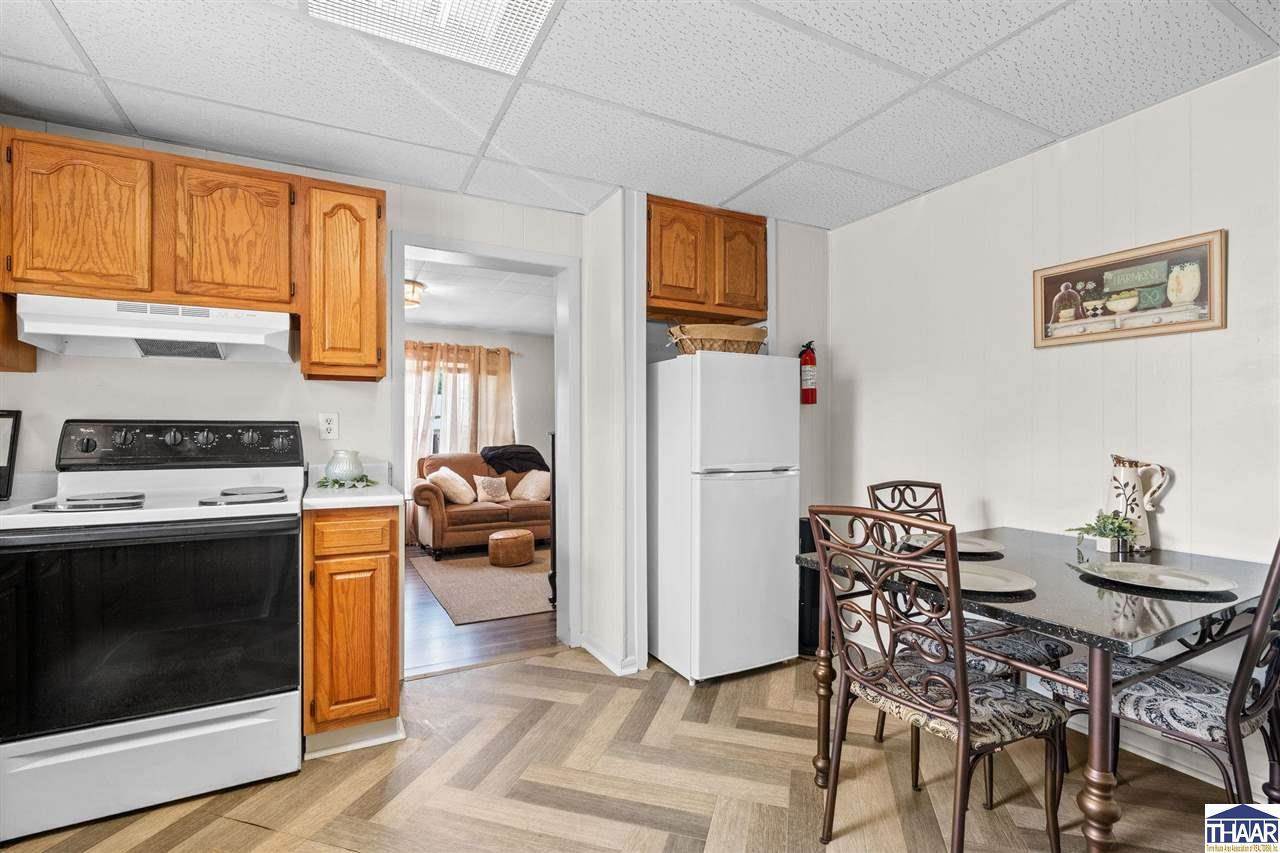 1250 Collett Ave, Terre Haute, IN 47804