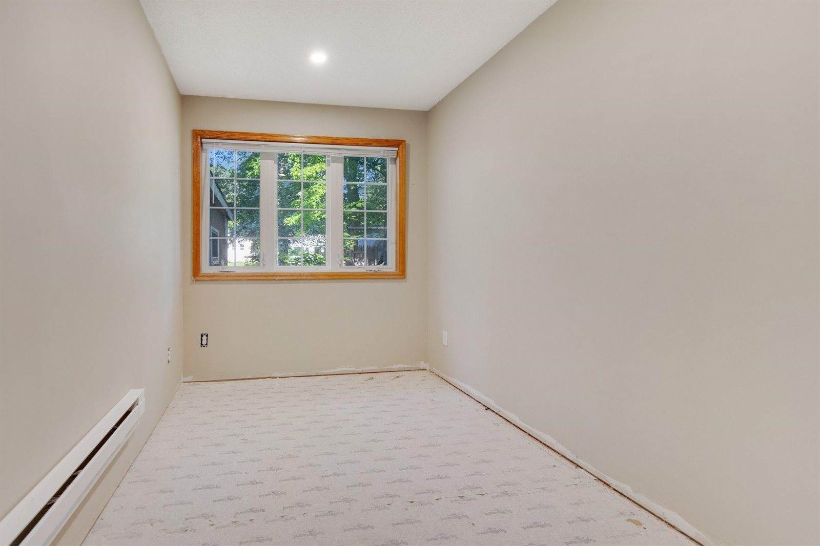 627 9th Avenue NW, New Brighton, MN 55112