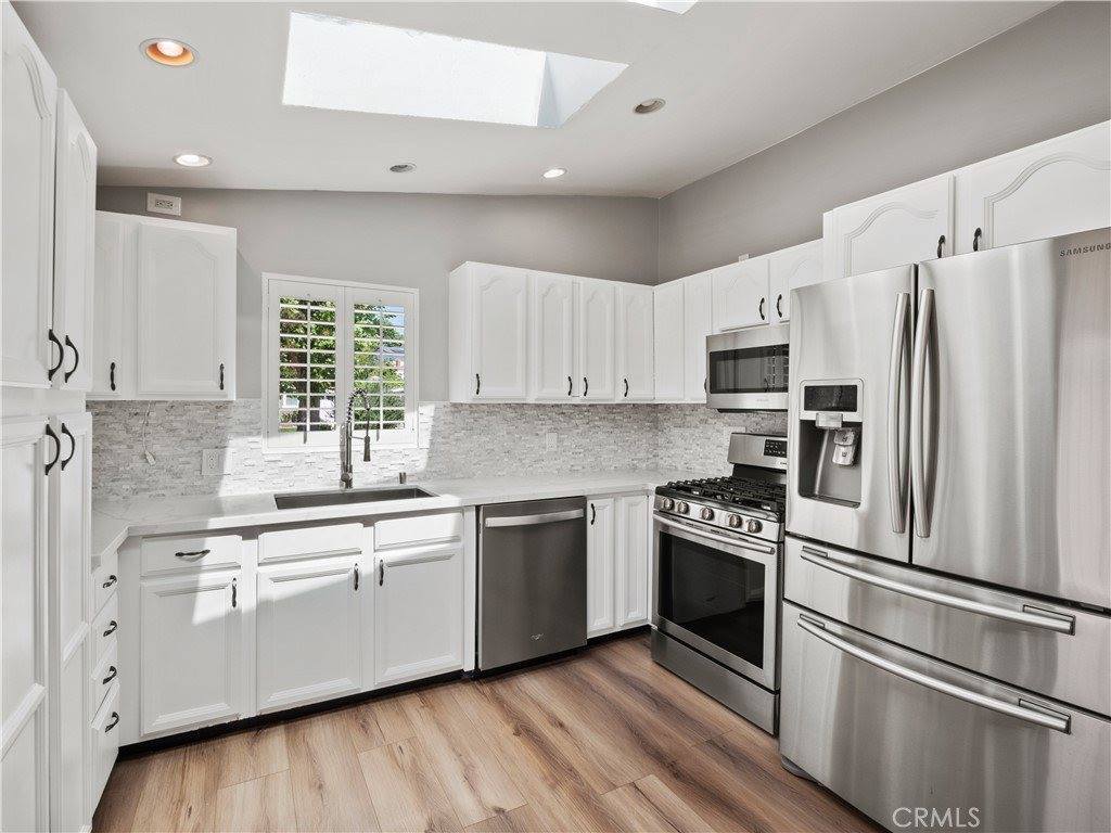 27545 Santa Clarita Road, Saugus, CA 91350